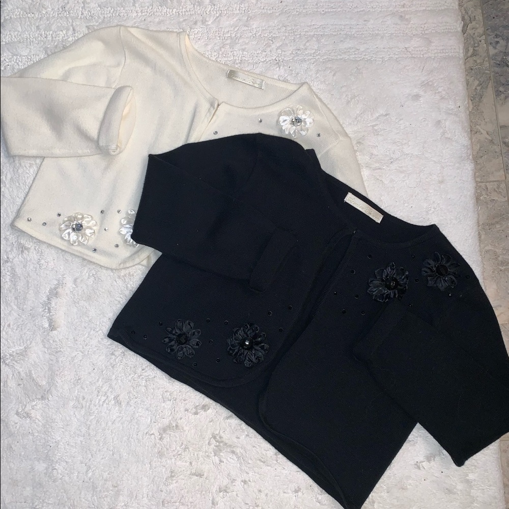 ❗️Kids Two Pack Sweaters White And Black❗️